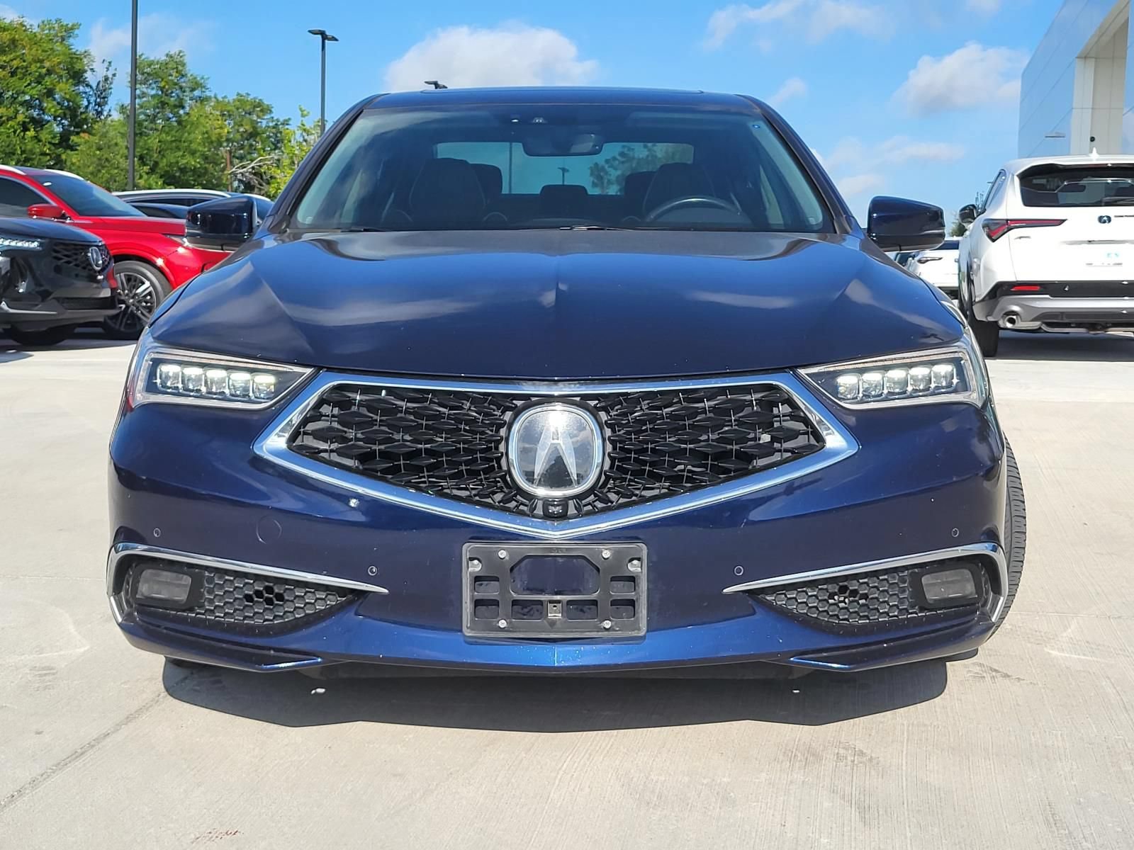 Used 2018 Acura TLX V6 SH-AWD w/ Advance Package image 2
