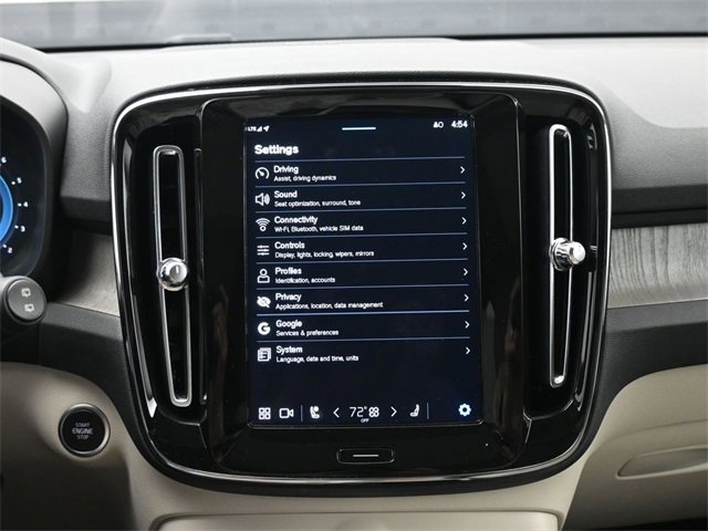 Used 2024 Volvo XC40 B5 Plus w/ Protection Package Premier image 14