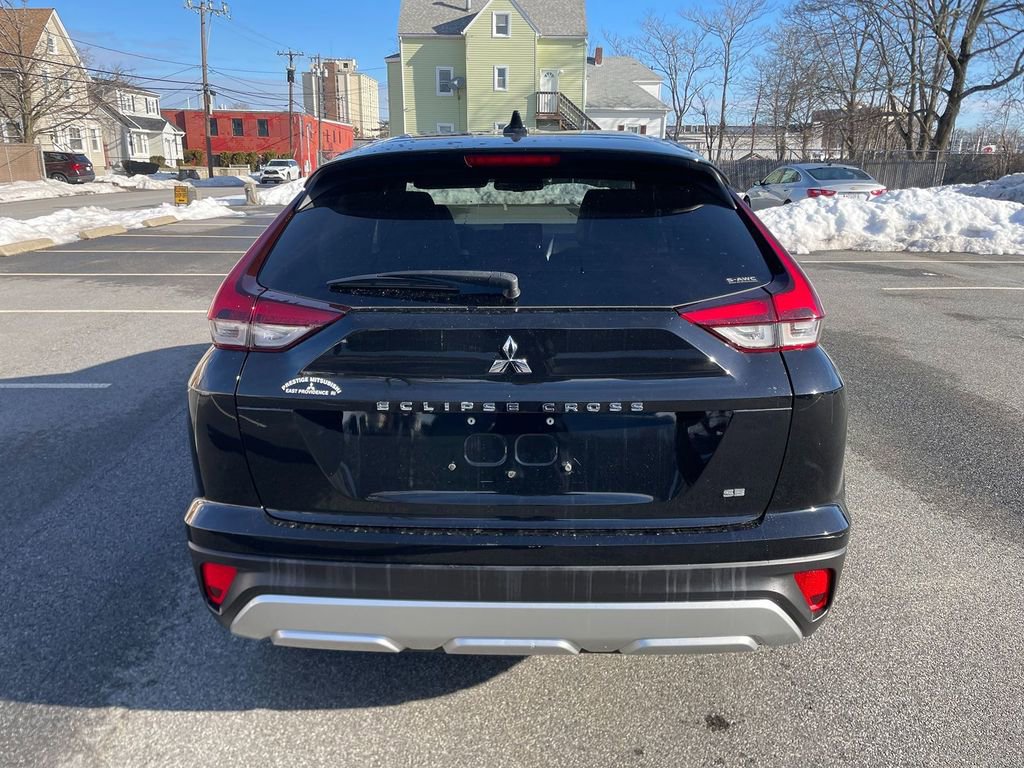 Used 2023 Mitsubishi Eclipse Cross SE image 6