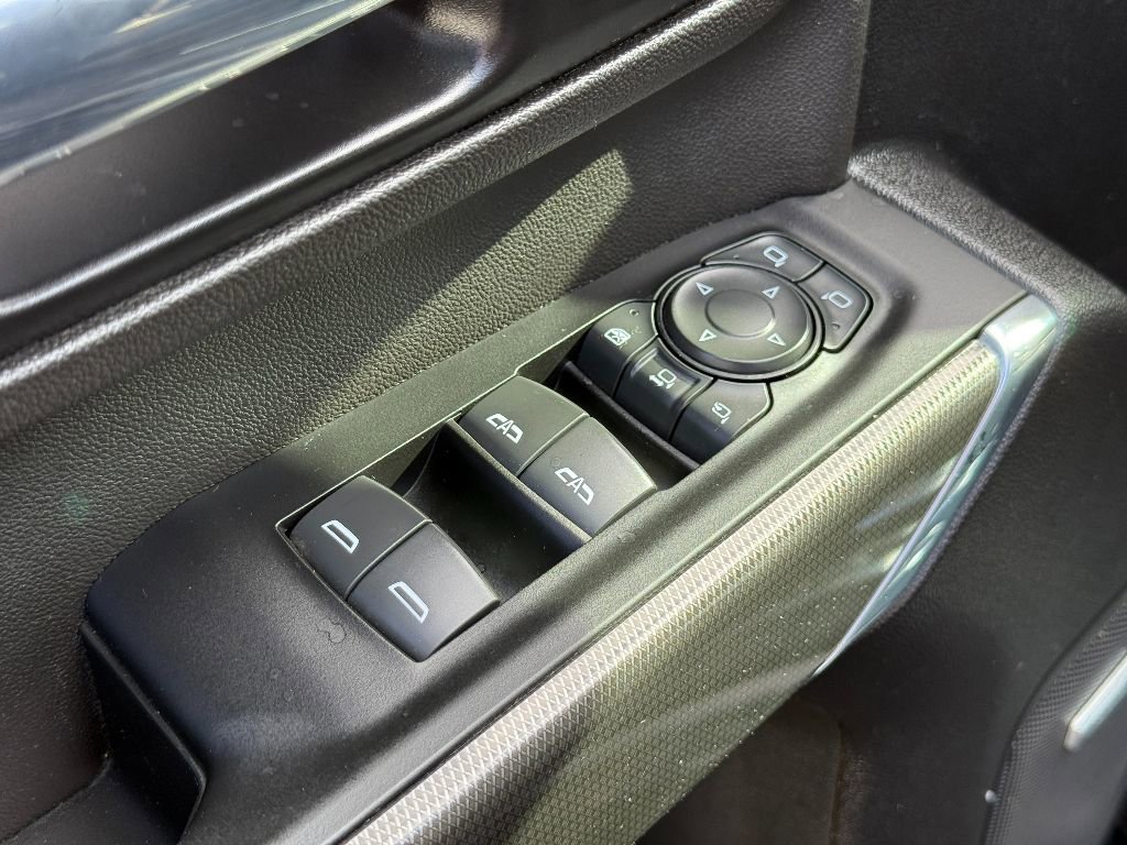 Used 2022 GMC Sierra 2500 AT4 w/ AT4 Premium Plus Package image 24