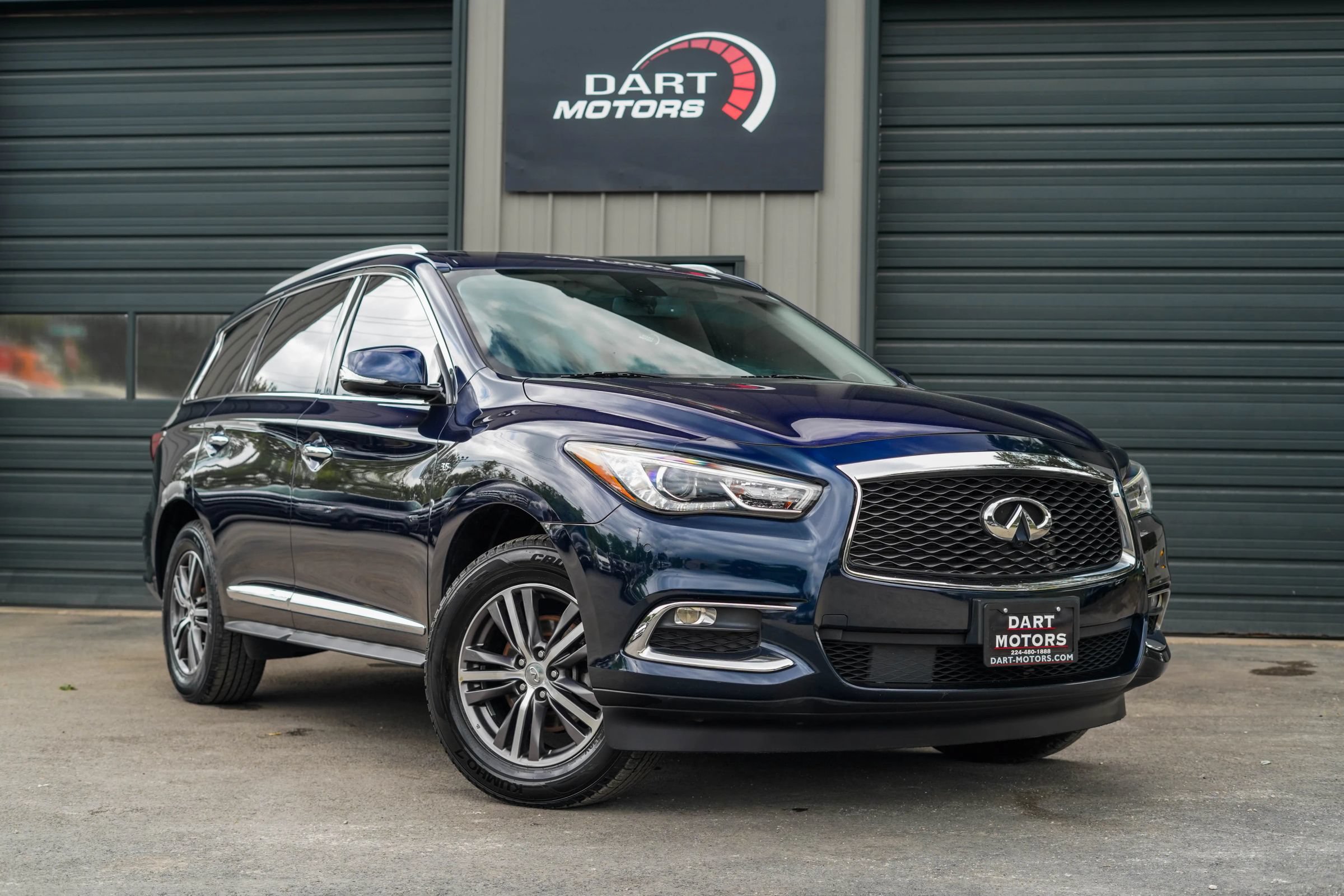 Used 2018 INFINITI QX60 Luxe w/ Premium Plus Package AWD/4WD image 3