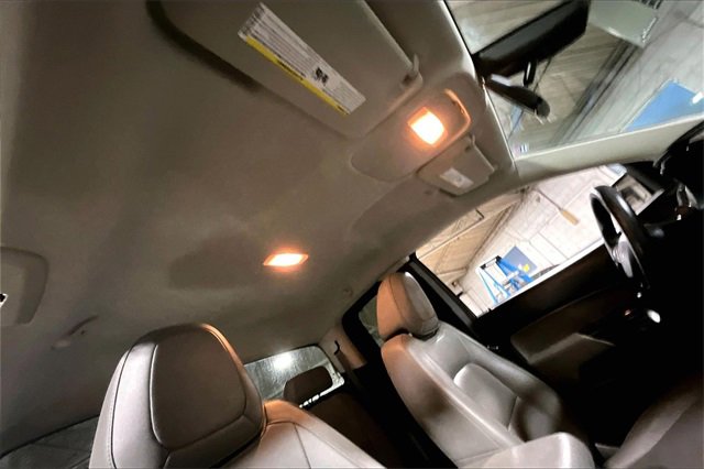 Used 2018 Chevrolet Colorado W/T w/ WT Convenience Package image 17