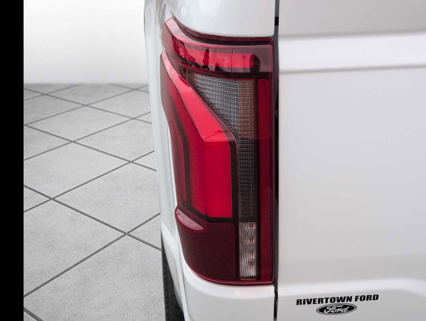 New 2025 Ford F150 Lariat w/ Equipment Group 501A Mid image 16