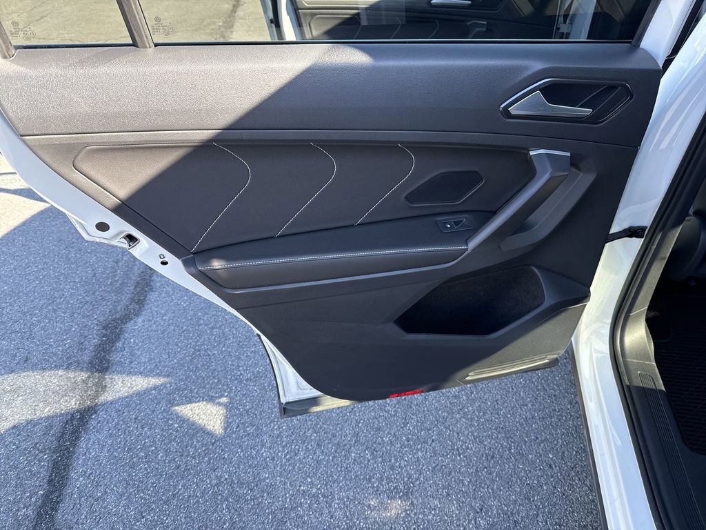Certified 2023 Volkswagen Tiguan SE image 26
