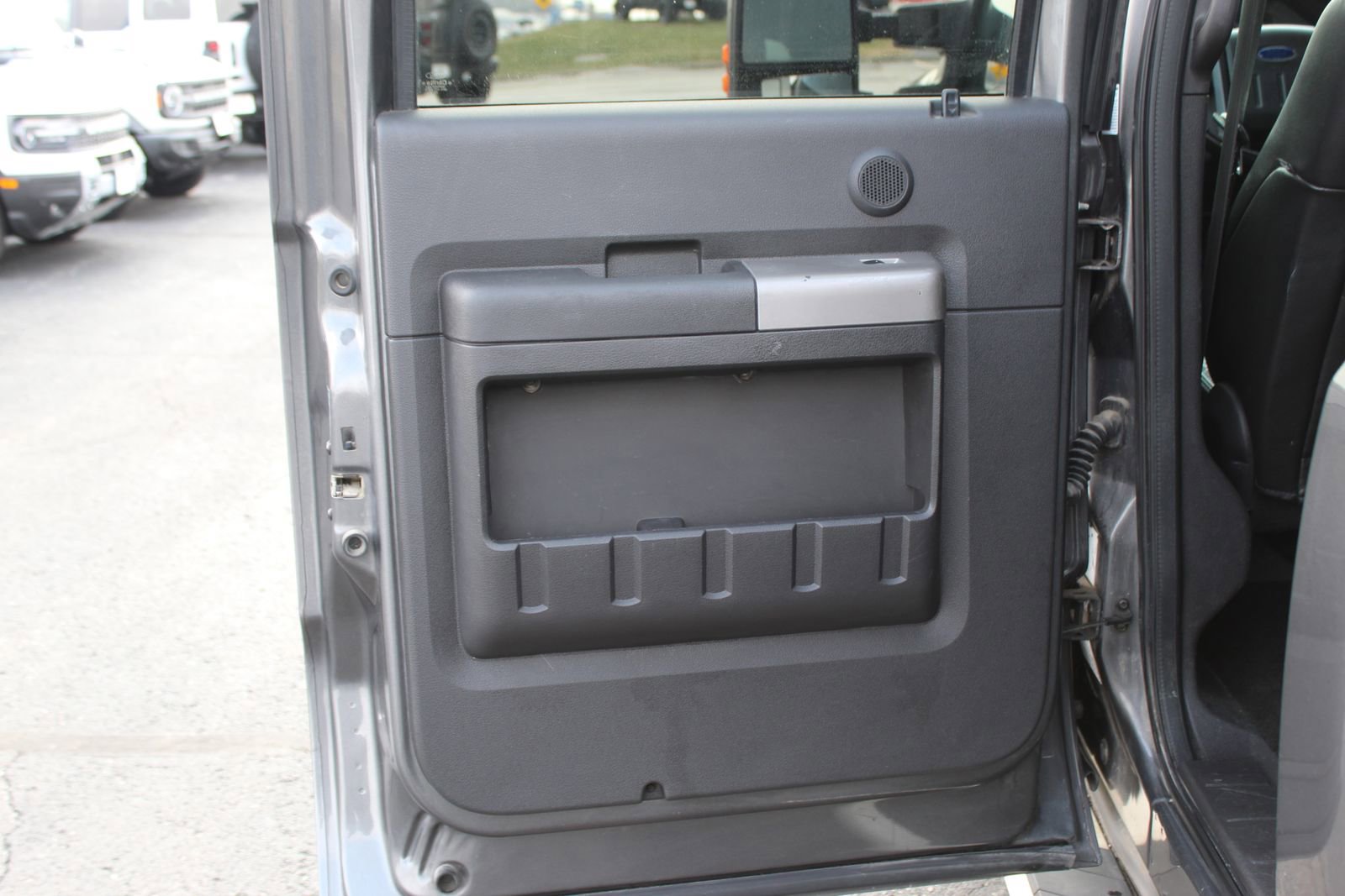 Used 2013 Ford F350 Lariat w/ Lariat Interior Pkg image 19