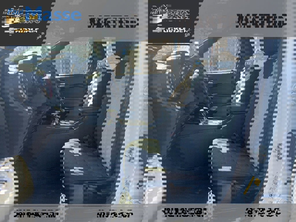 Certified 2024 Chevrolet Trax RS w/ Driver Confidence Package image 15