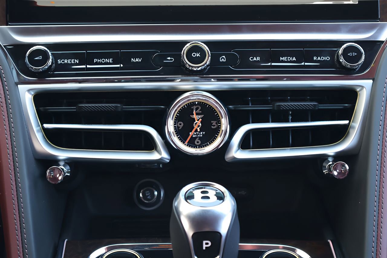 New 2026 Bentley Flying Spur Plug-In Hybrid AWD/4WD image 19