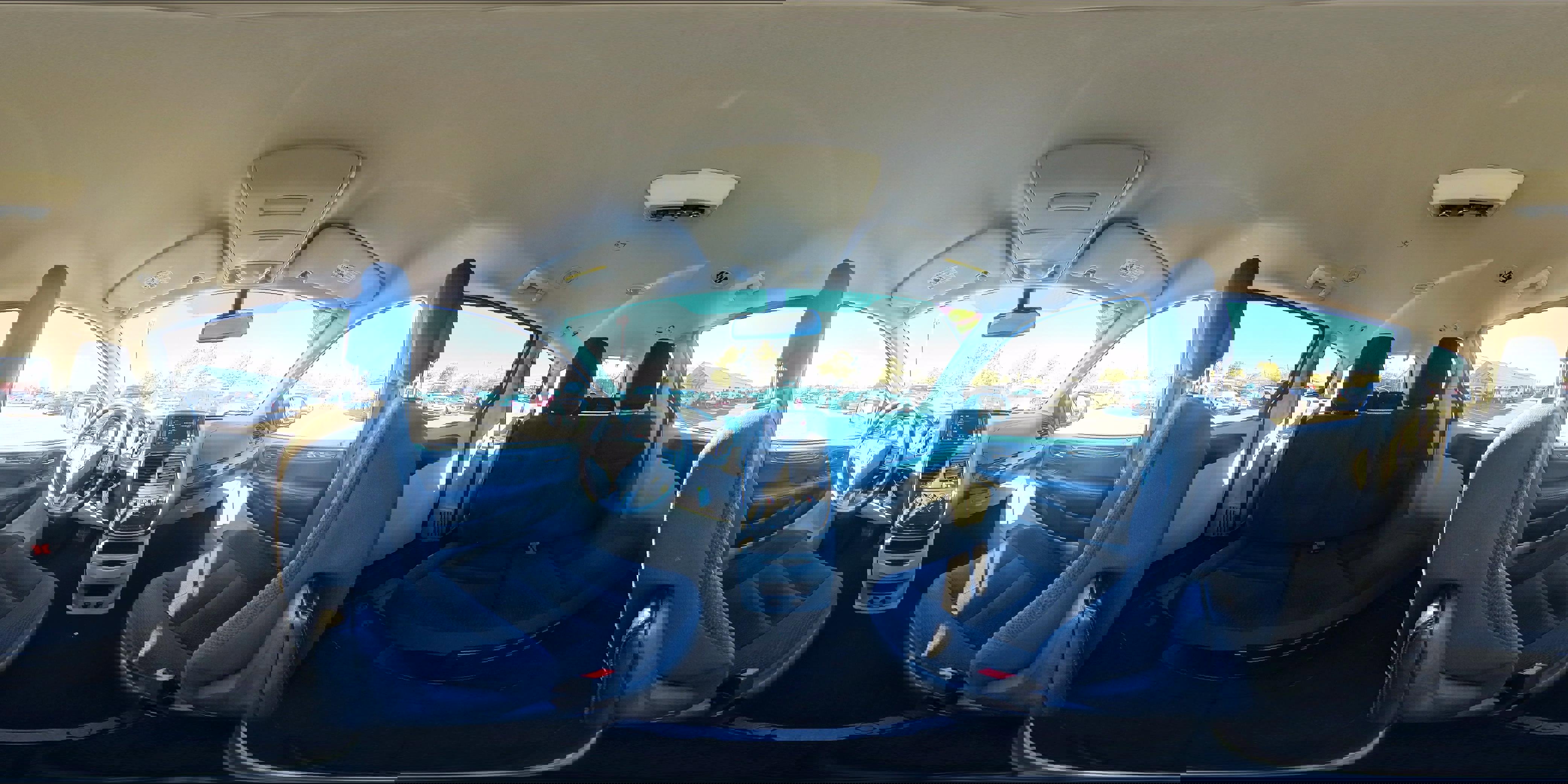 Used 2018 Dodge Grand Caravan SE w/ UConnect Hands-Free Group image 32