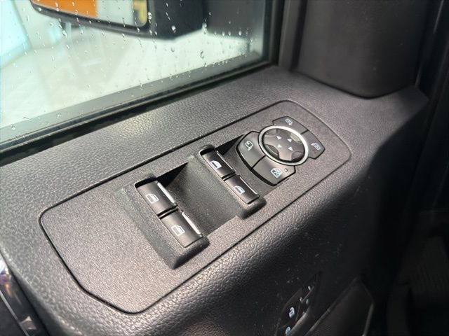 Used 2018 Ford F150 Lariat w/ Equipment Group 502A Luxury AWD/4WD image 11
