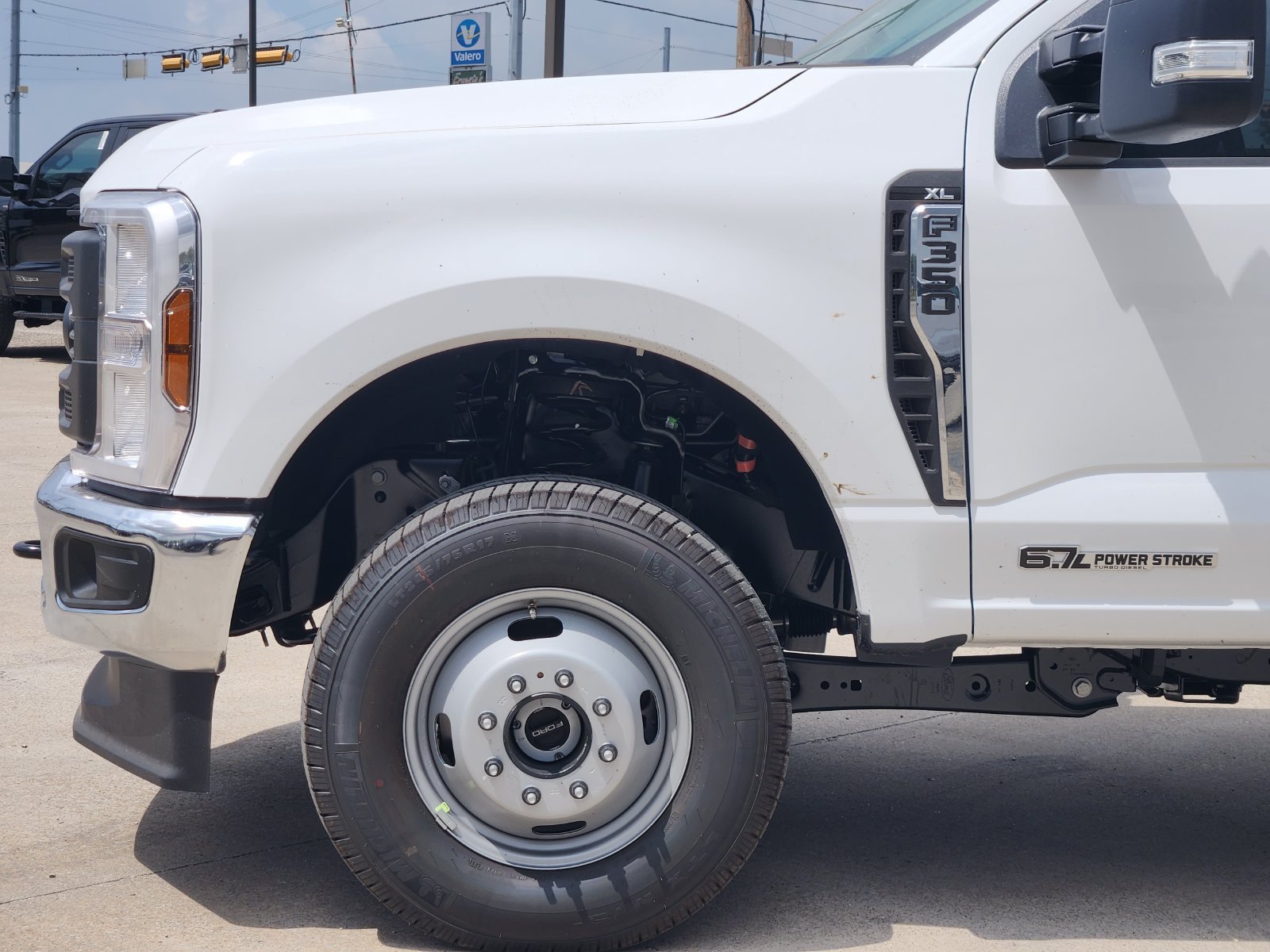 New 2026 Ford F350 XL AWD/4WD image 9