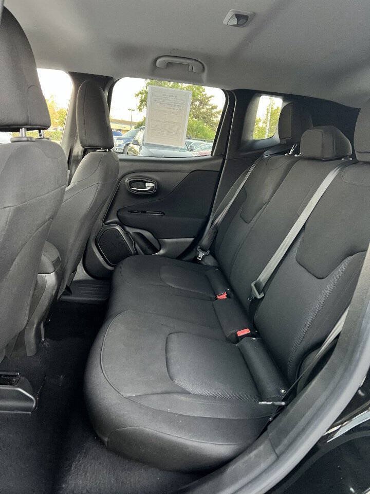 Used 2020 Jeep Renegade Sport w/ Sport Appearance Group AWD/4WD image 10