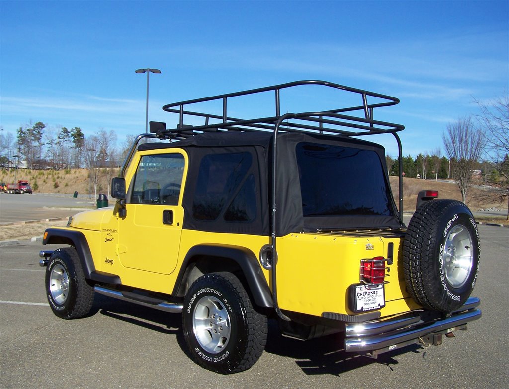 Used 2000 Jeep Wrangler Sport image 2