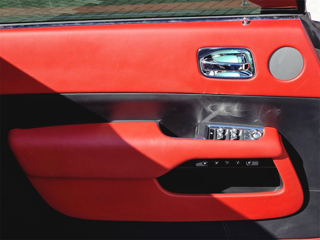 Used 2020 Rolls-Royce Dawn image 12