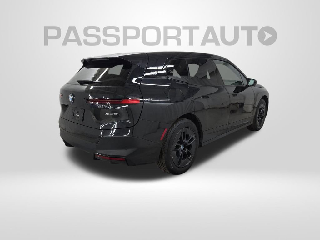 Used 2023 BMW iX xDrive50 w/ Convenience Package AWD/4WD image 7