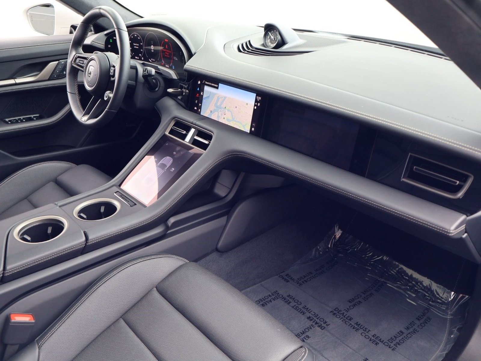 Certified 2025 Porsche Taycan Turbo AWD/4WD image 25