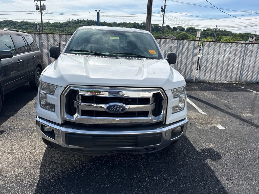 Used 2015 Ford F150 XLT w/ Trailer Tow Package AWD/4WD image 4