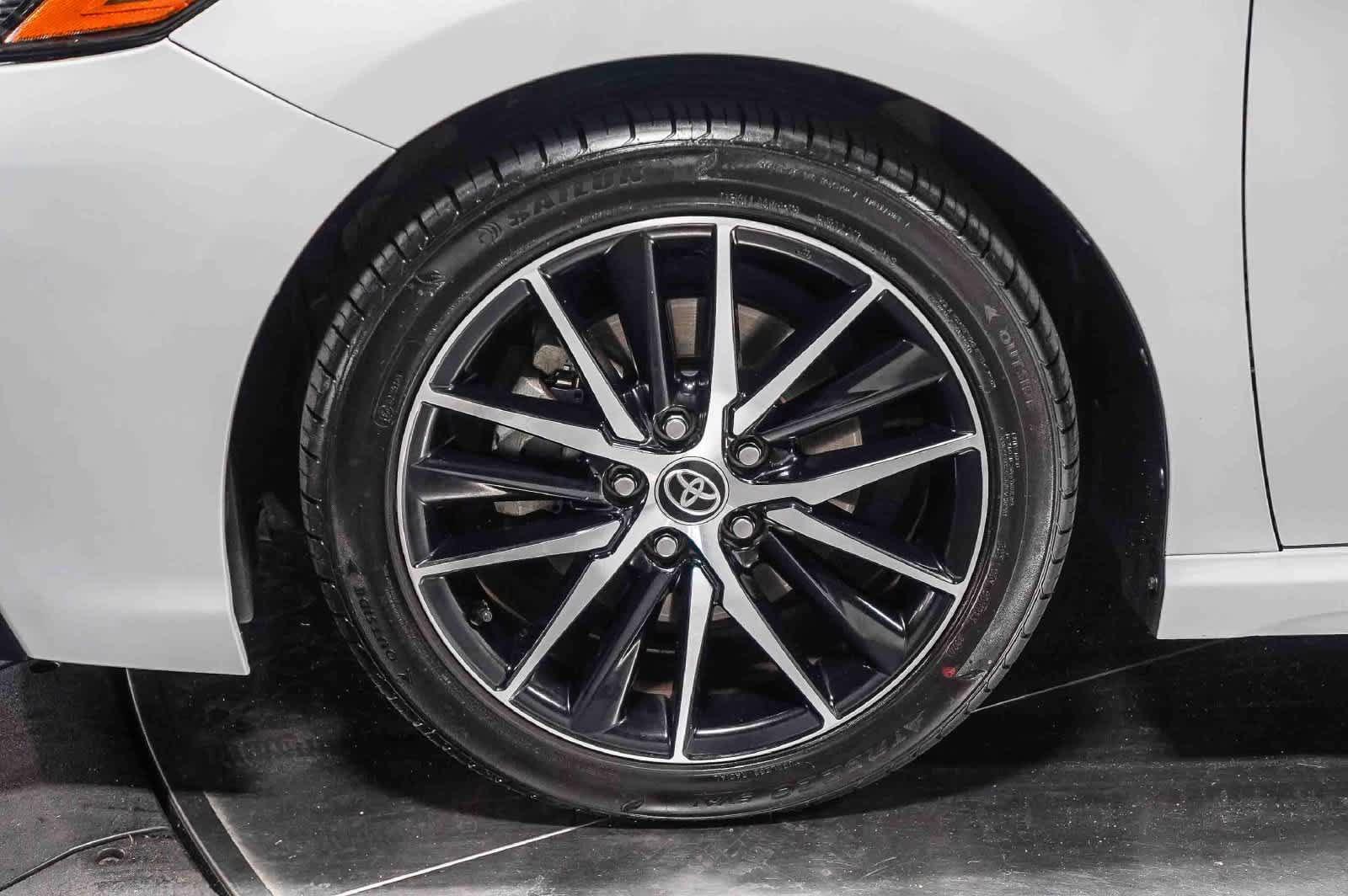 Certified 2022 Toyota Camry SE FWD image 12