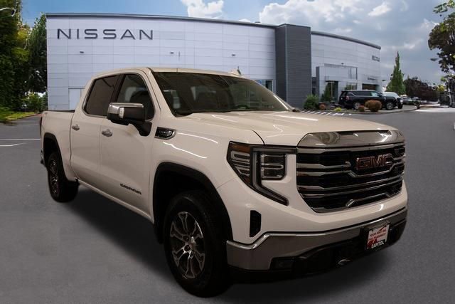 Used 2026 GMC Sierra 1500 SLT image 1