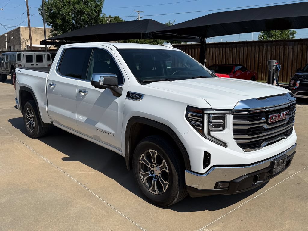 Used 2025 GMC Sierra 1500 SLT AWD/4WD image 8