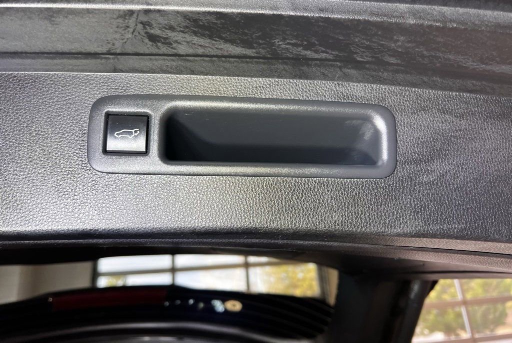 Certified 2020 Toyota Highlander Platinum image 66