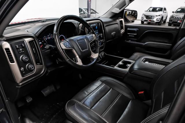 Used 2018 GMC Sierra 1500 Denali w/ Denali Ultimate Package AWD/4WD image 3