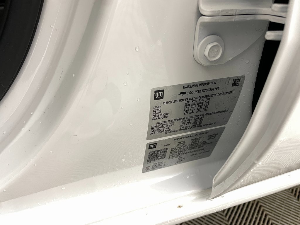 Certified 2025 Chevrolet Silverado 1500 RST image 32