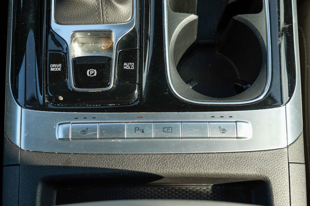 Used 2024 Kia Carnival EX image 52