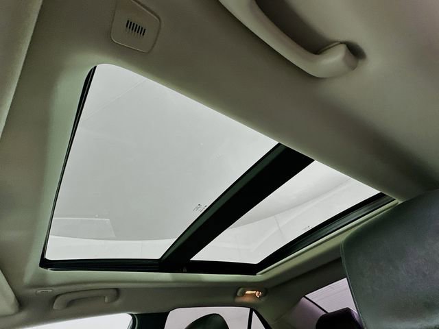 Used 2022 Chrysler 300 Touring L w/ Popular Equipment Group image 23