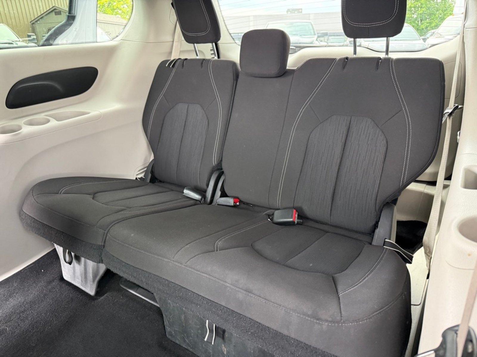 Used 2023 Chrysler Voyager LX FWD image 30