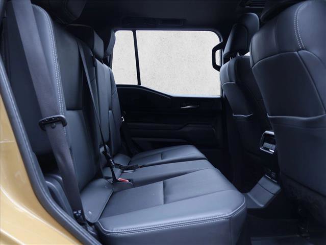 Used 2024 Toyota Land Cruiser image 24