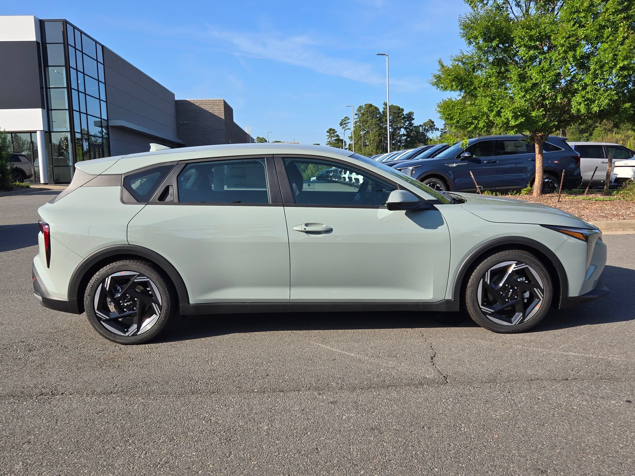 New 2026 Kia K4 EX FWD image 8