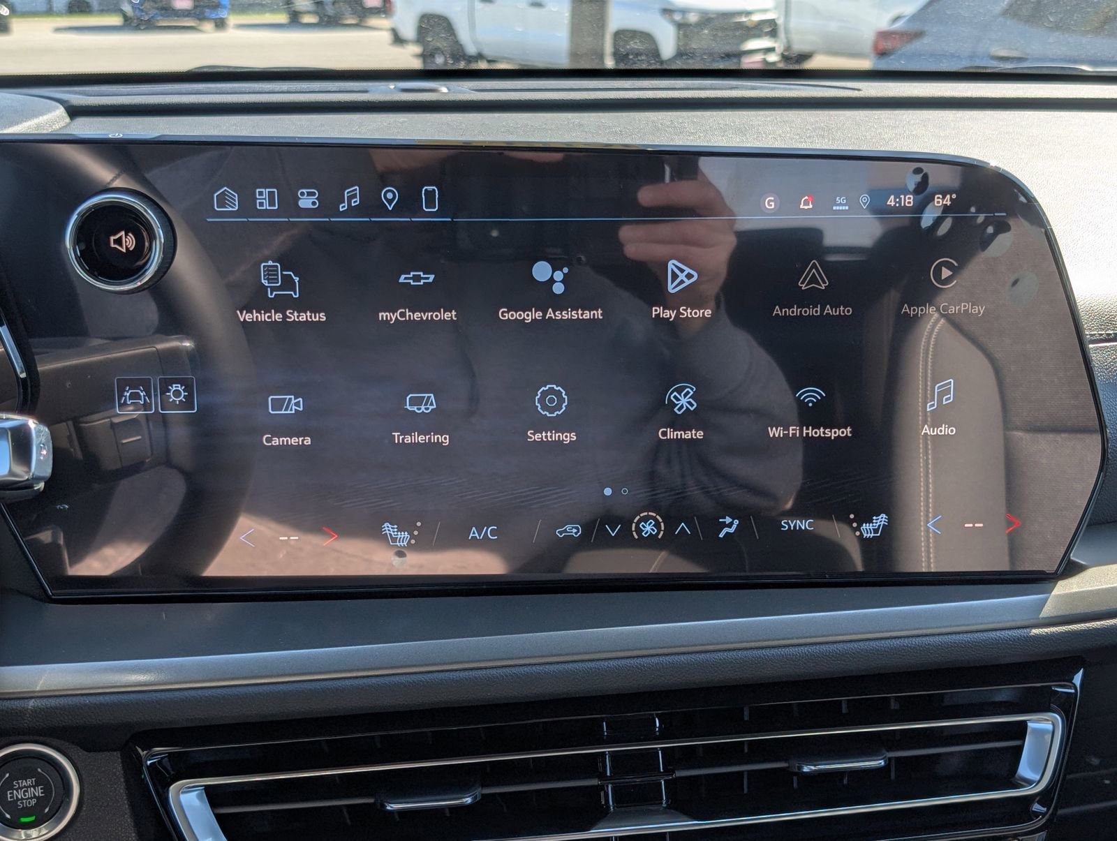 New 2026 Chevrolet Traverse LT w/ Driver Confidence Package image 24