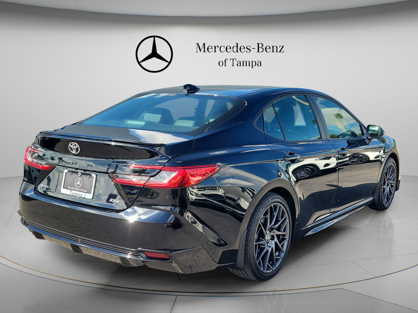 Used 2026 Toyota Camry XSE FWD image 3