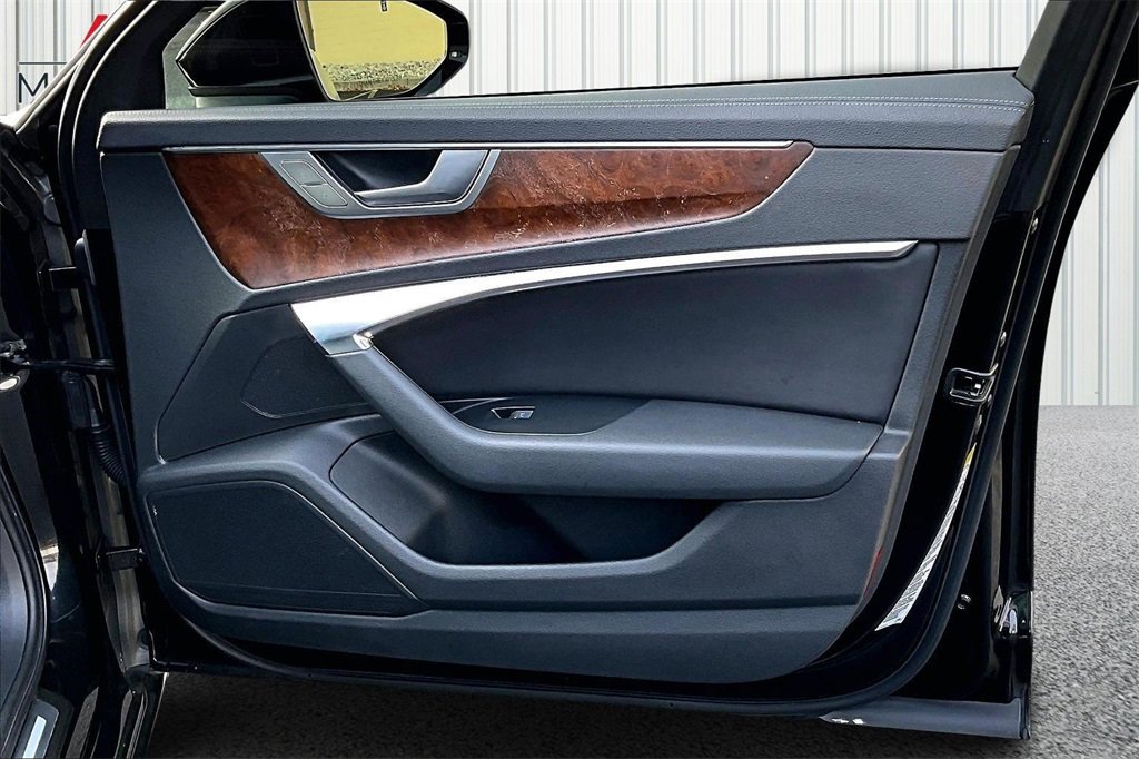 Used 2020 Audi A6 2.0T Premium image 28