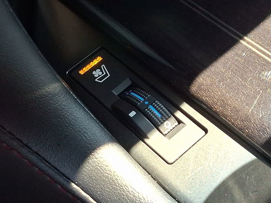 Certified 2023 Lexus GX 460 Premium w/ Premium Package image 26