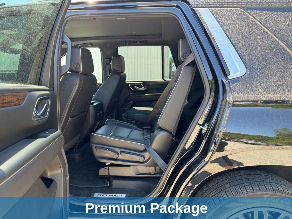 Used 2021 Chevrolet Tahoe Premier w/ Premium Package AWD/4WD image 10