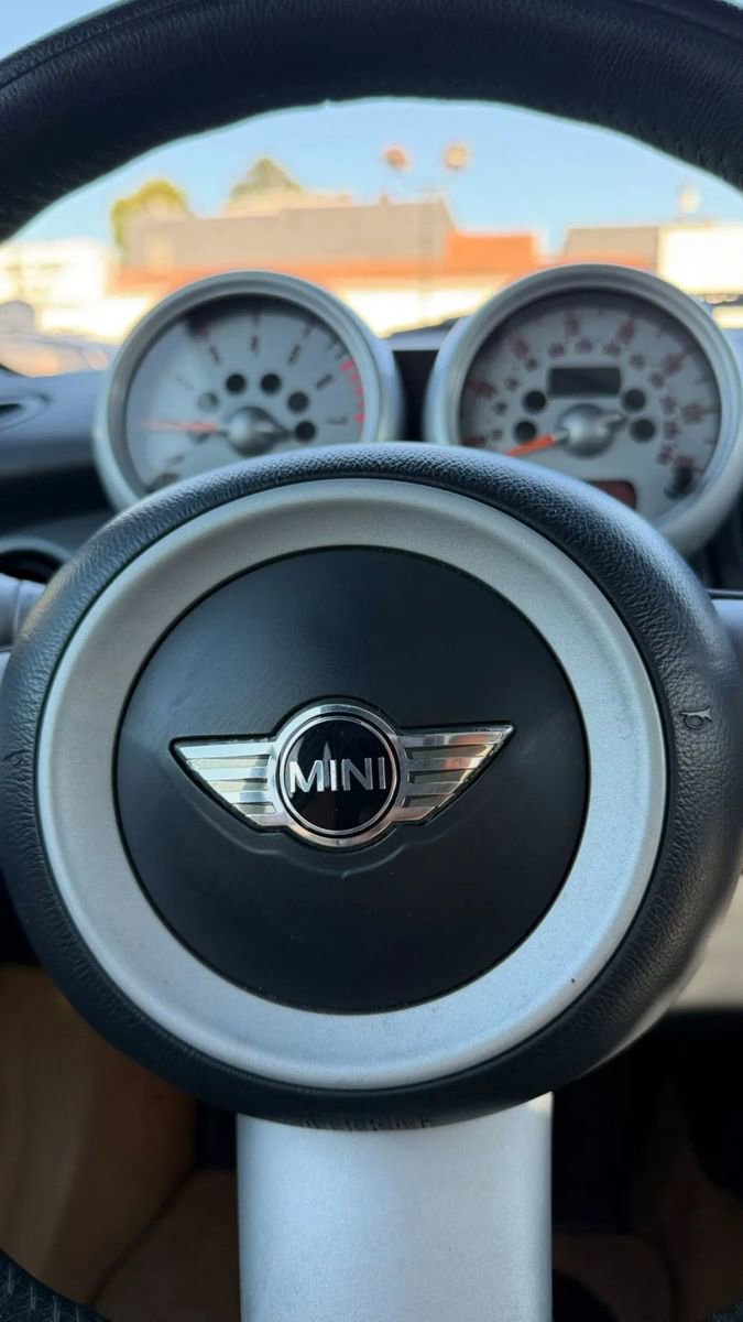 Used 2005 MINI Cooper Hardtop image 19