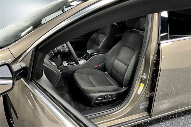 Used 2020 Chevrolet Malibu LT image 19