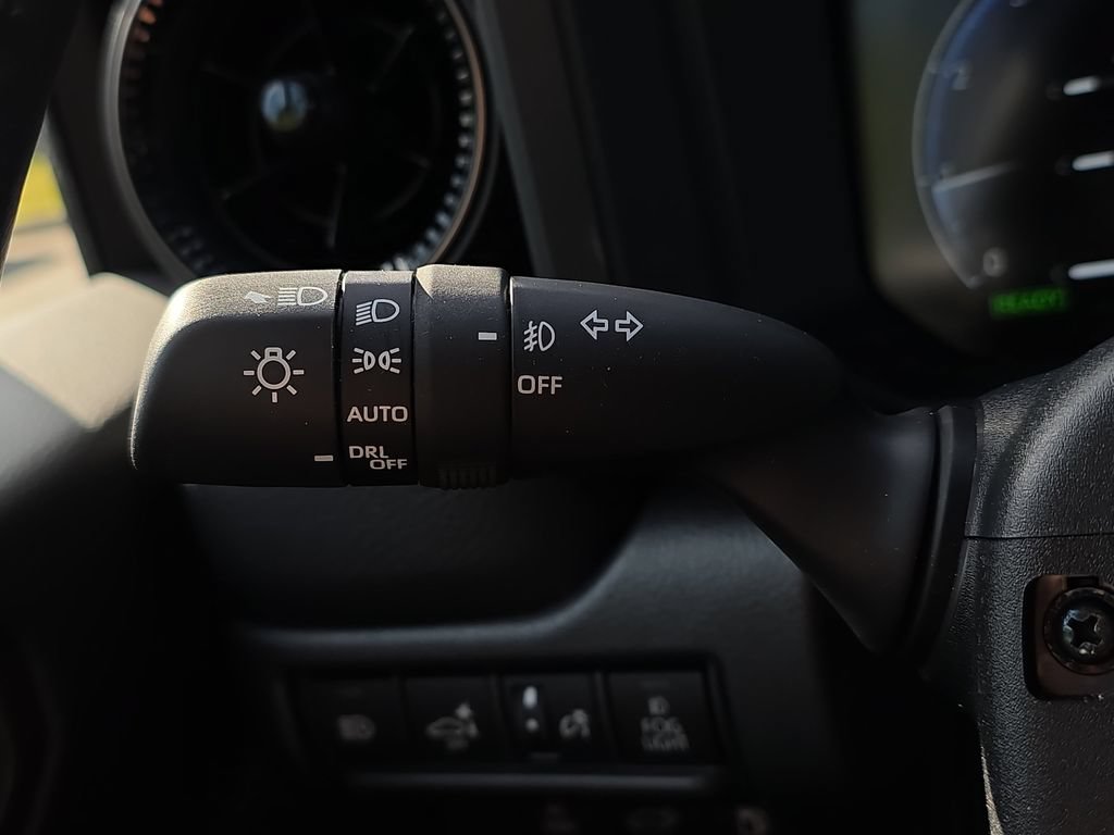 Used 2025 Toyota Land Cruiser w/ Premium Package AWD/4WD image 30
