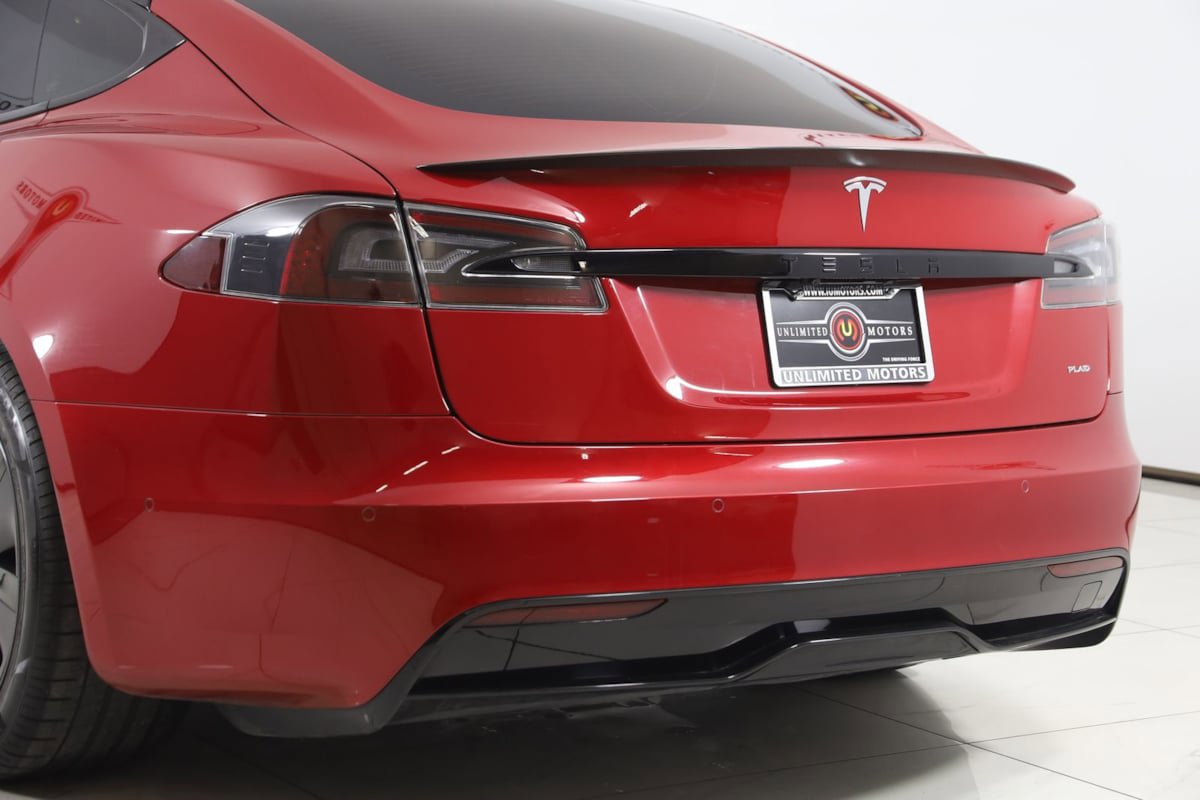 Used 2021 Tesla Model S Plaid image 28