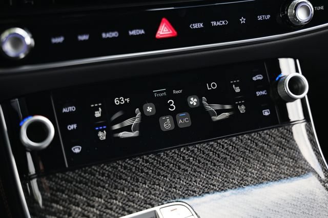 New 2026 Genesis GV70 3.5T Sport Prestige AWD/4WD image 38