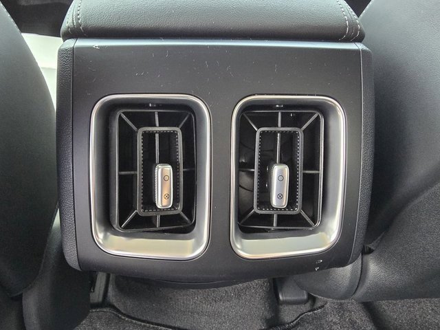 Used 2025 Kia Sorento S w/ Panoramic Sunroof Package image 12