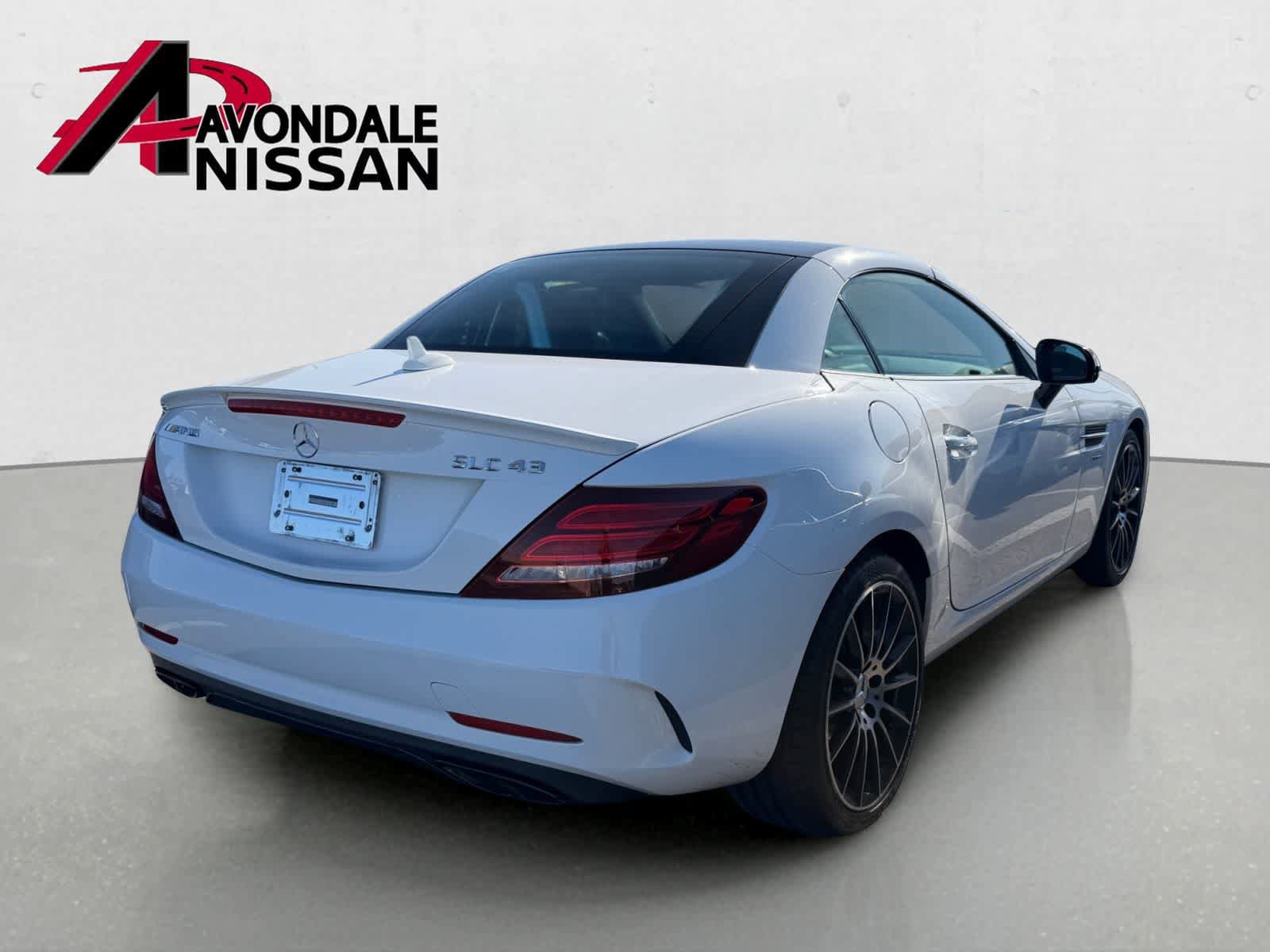 Used 2017 Mercedes-Benz SLC 43 AMG image 4