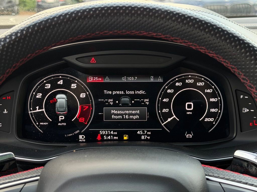 Used 2022 Audi RS Q8 w/ Carbon Optic Package AWD/4WD image 20