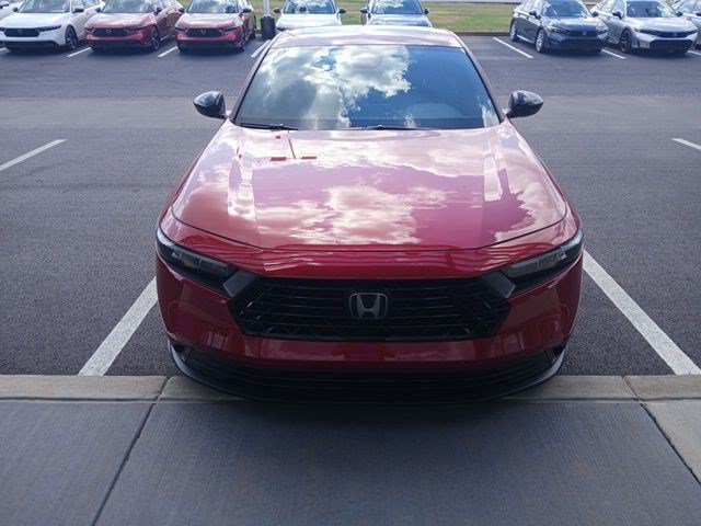 Used 2023 Honda Accord Sport image 2