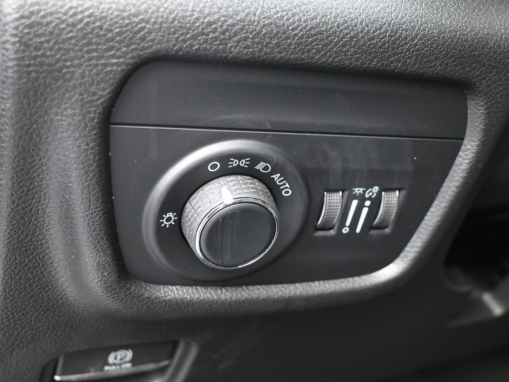 New 2026 Jeep Grand Cherokee Laredo X image 15