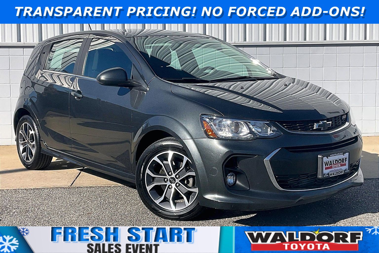 Used 2020 Chevrolet Sonic LT w/ Convenience Package image 1
