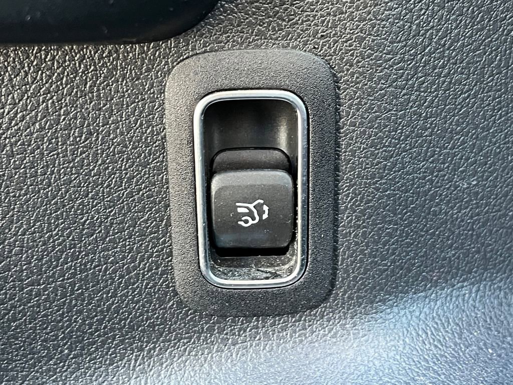 Certified 2023 Mercedes-Benz GLA 250 4MATIC image 24