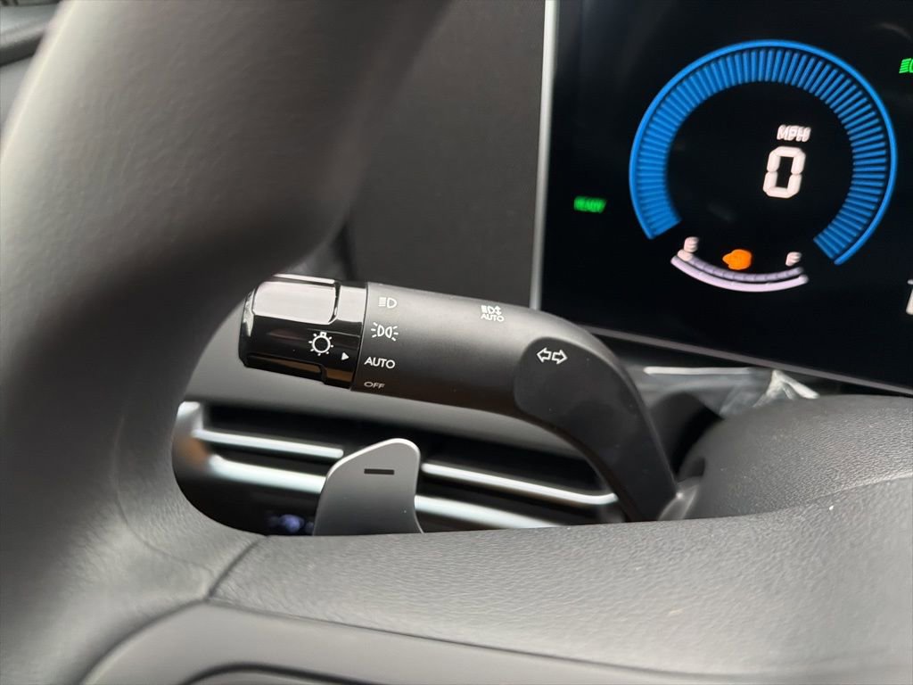 New 2026 Hyundai Tucson Blue SE image 33