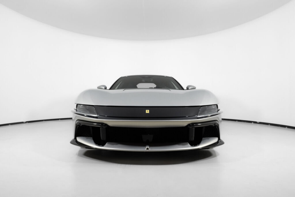 Used 2025 Ferrari 12Cilindri RWD image 8